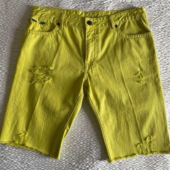 Robin’s Jean- Jean shorts- Mens 34 Waist - Picture 1 of 11